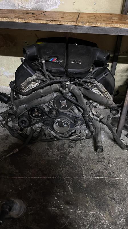 Bmw Çıkma Motor Komple S85 M5 M6