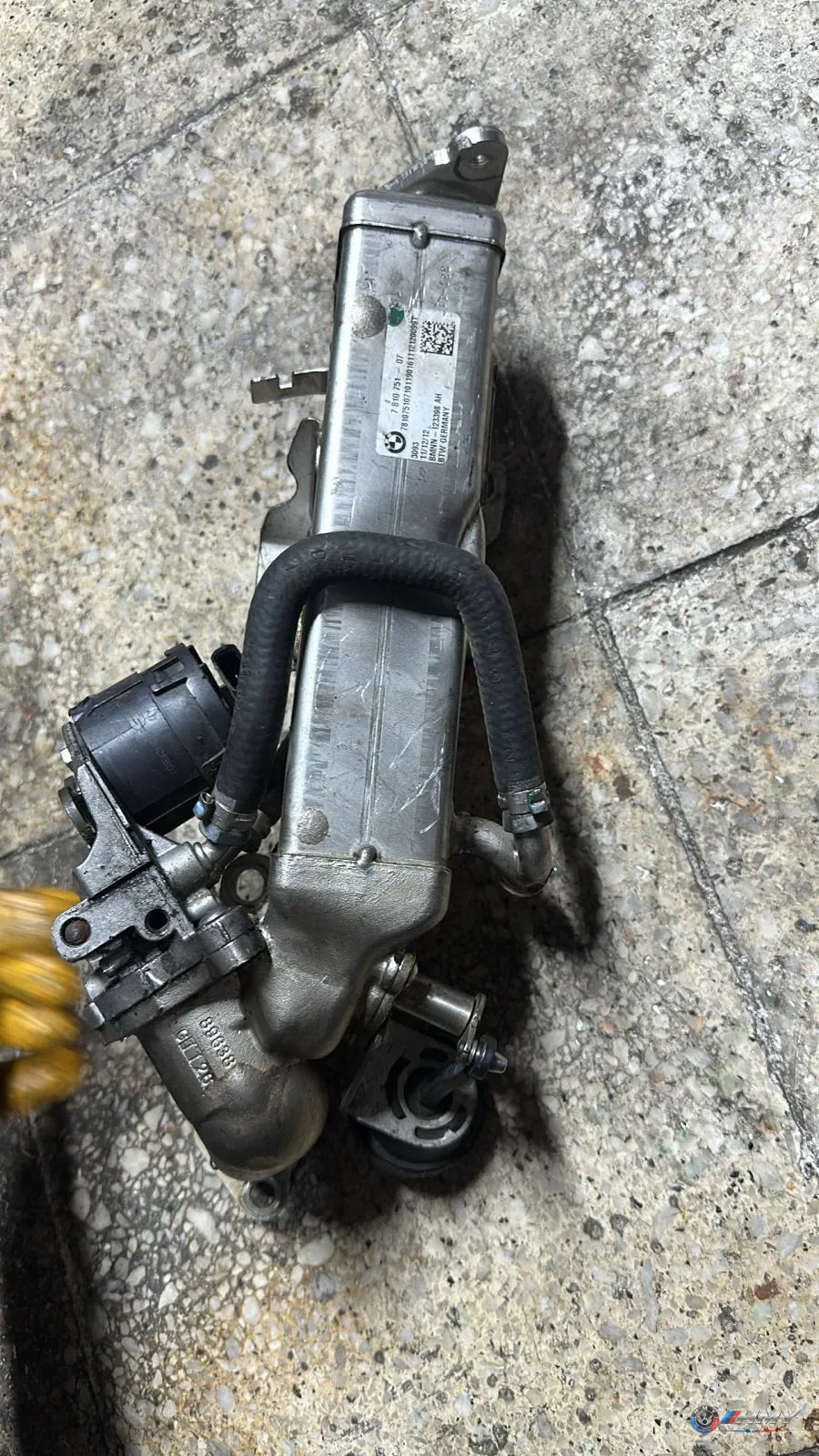 BMW E60 E61 E70 E81… N47 EGR Soğutucu 11717810751 Orijinal Çıkma