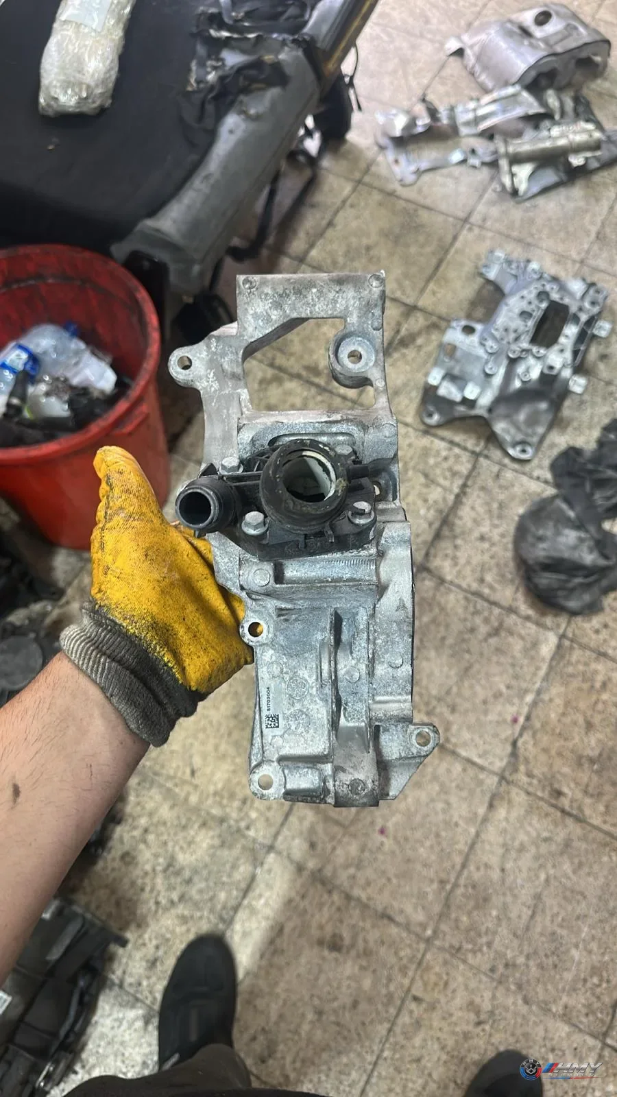 BMW F20 F23 F39 F45… B38 B46 B48 Termostat Muhafazası 11518601366 Orijinal Çıkma