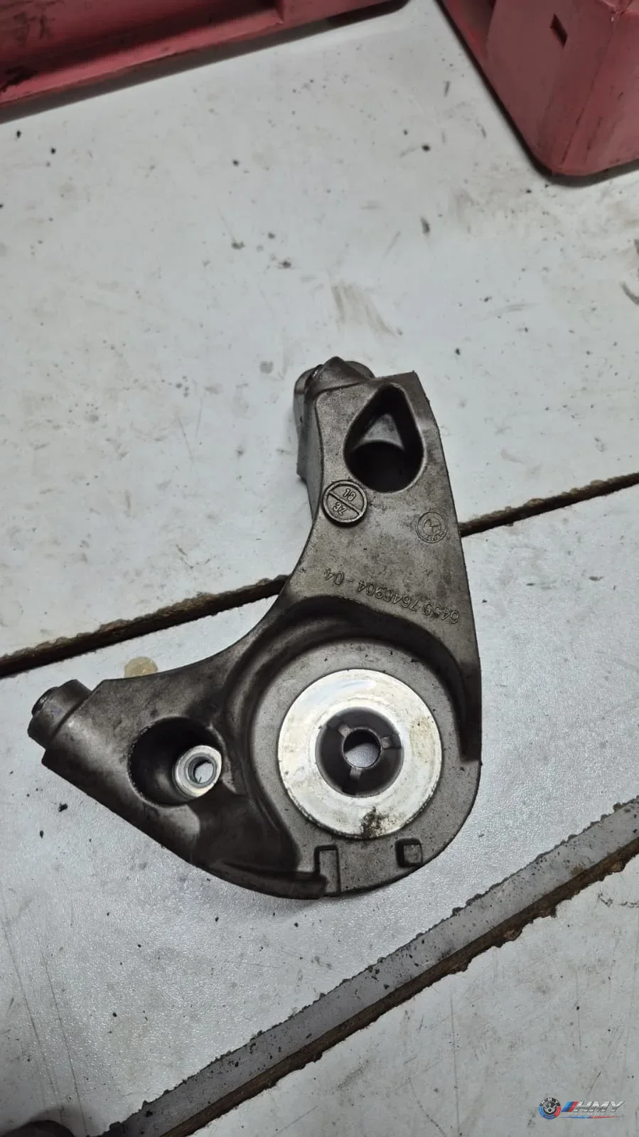 BMW F90 F91 F92 F93… N63 S63 Yatak Mesnedi Klima Kompresörü 64557646904 Orijinal Çıkma